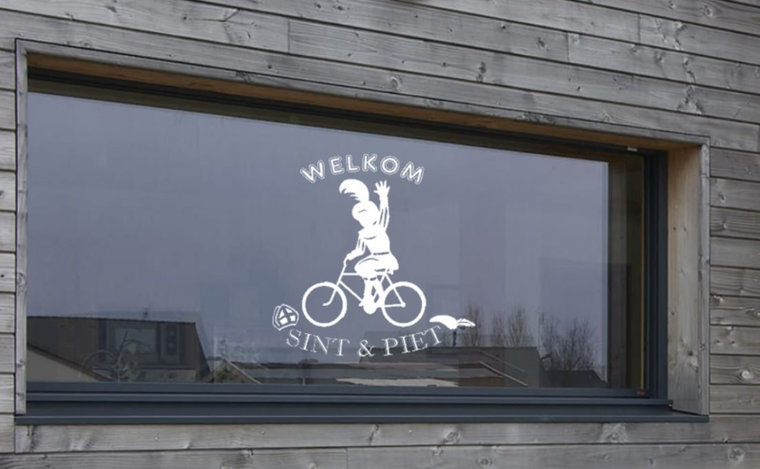 Sticker Welkom Sint &amp; Piet op de fiets raam / muur | Rosami Decoratiestickers 1