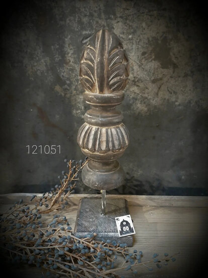 Pinakel beeld hout op voet sokkel vintage bruin 28 x 9 cm | 121051| Meraki Shop | Stoer &amp; Sober Woonstijl