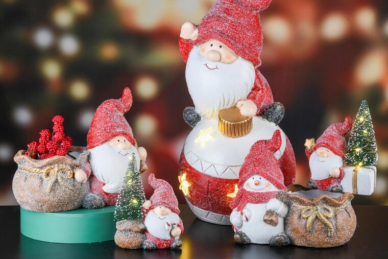 Dekoratief | Santa op kerstbal, rood/wit, magnesium, LED, 20x19x41cm | A245994