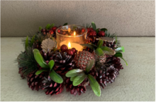 Kerstkrans / stuk 25 cm rond bordeaux rood 1 theelichthouder &amp; dennenappels groen blad | La Galleria | NFT-85064